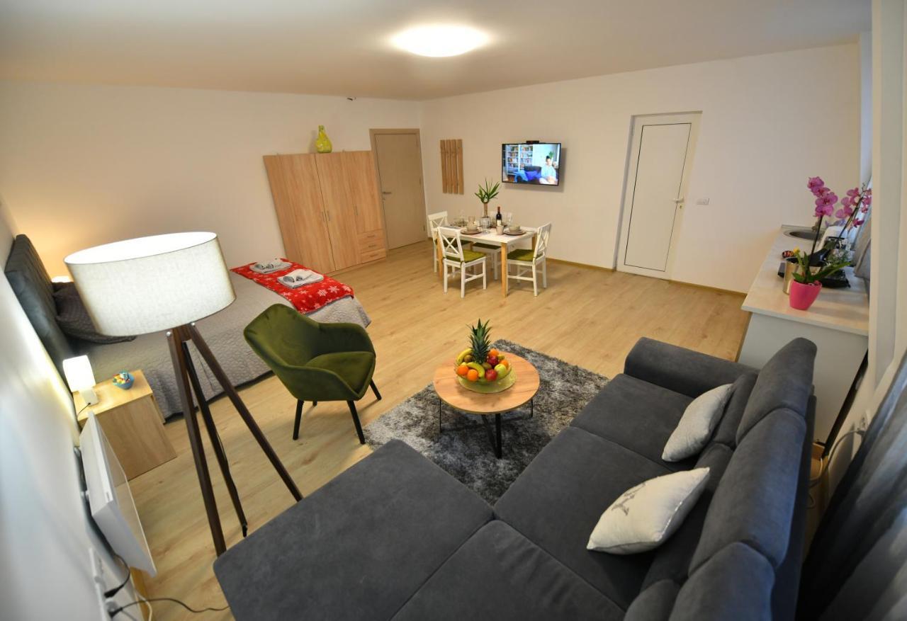 West In Apartments Cacak Exterior photo